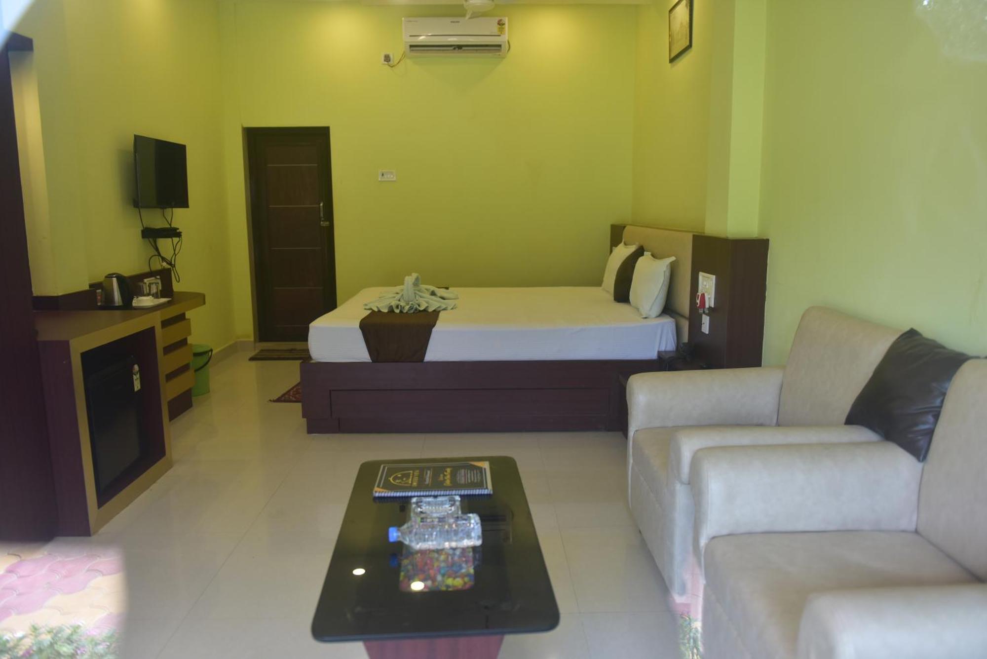 Golden View Resort And Restaurant Tajpur Экстерьер фото