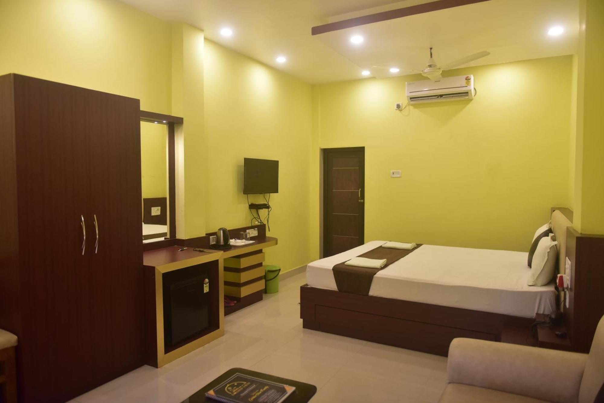 Golden View Resort And Restaurant Tajpur Экстерьер фото