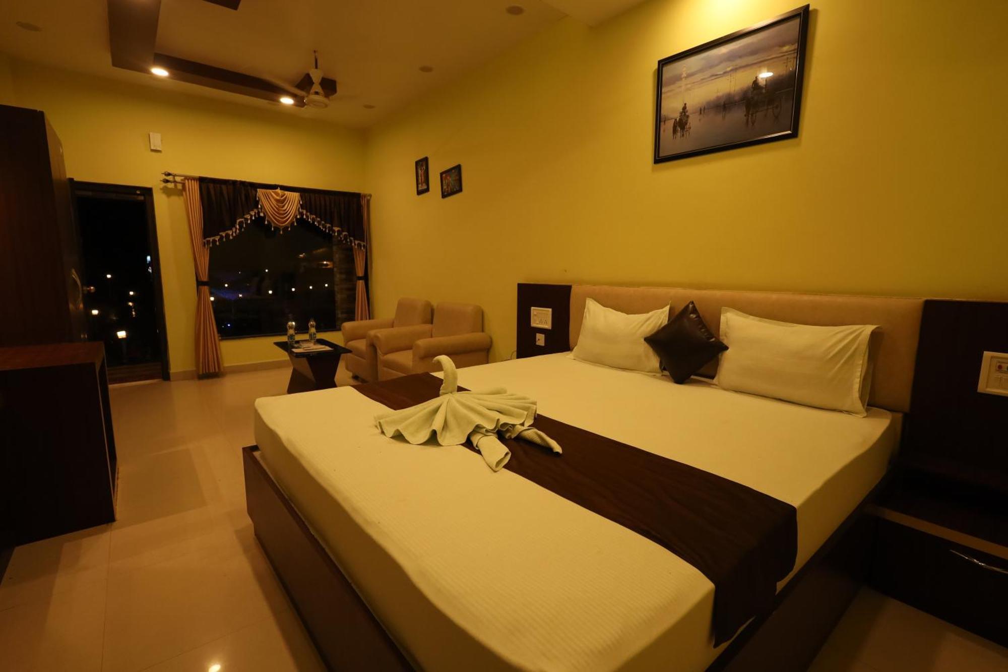Golden View Resort And Restaurant Tajpur Экстерьер фото