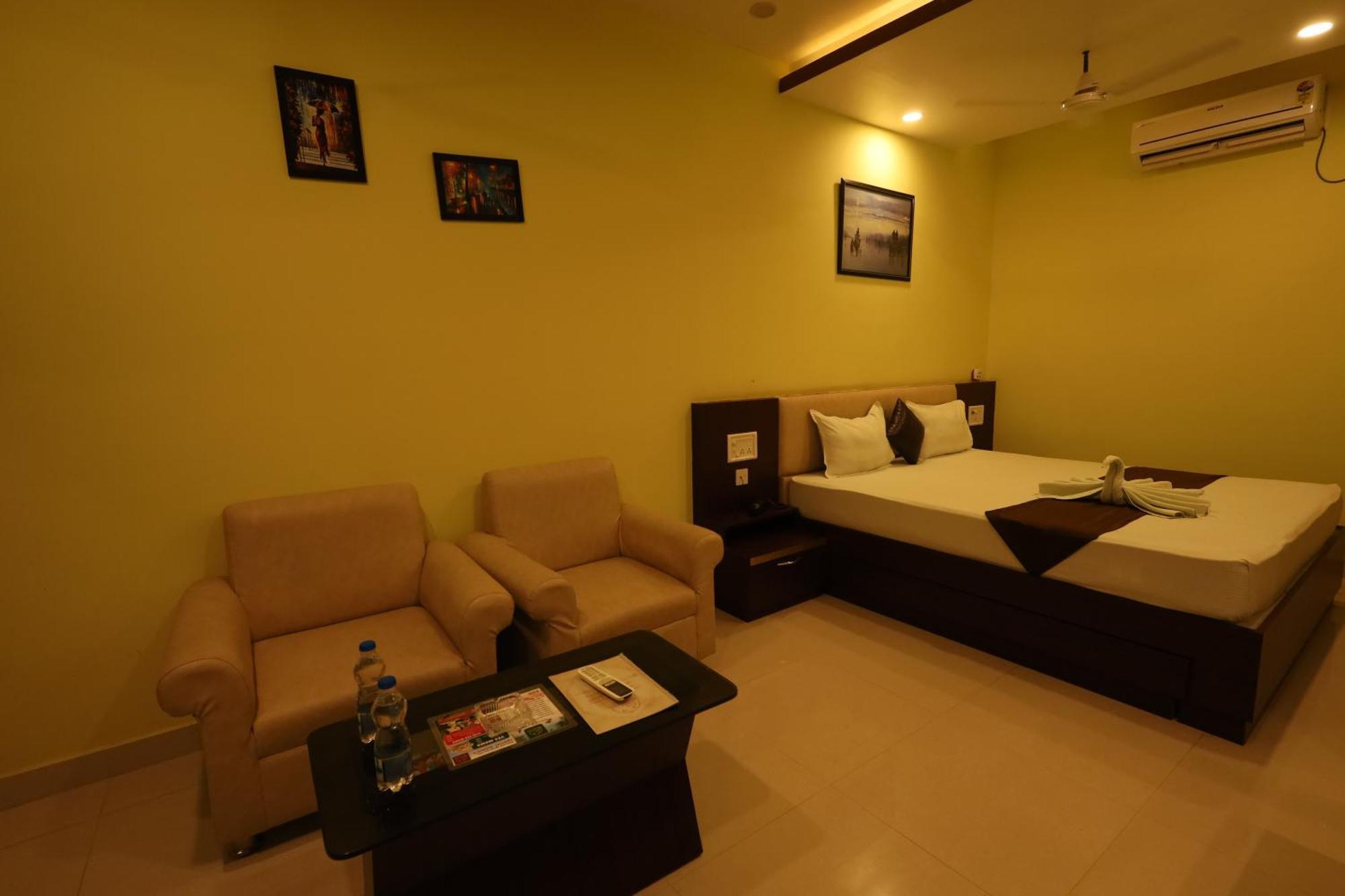 Golden View Resort And Restaurant Tajpur Экстерьер фото