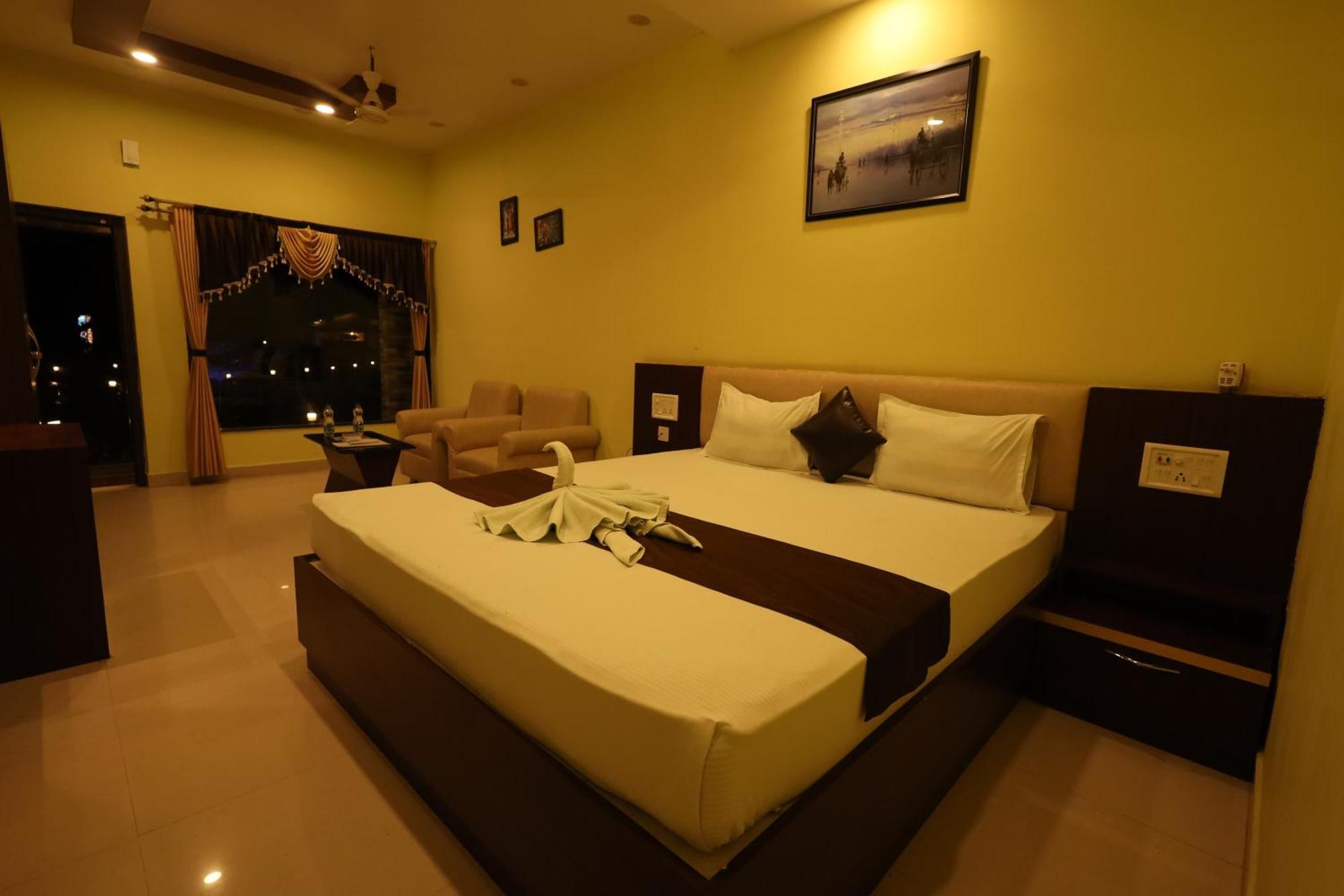 Golden View Resort And Restaurant Tajpur Экстерьер фото